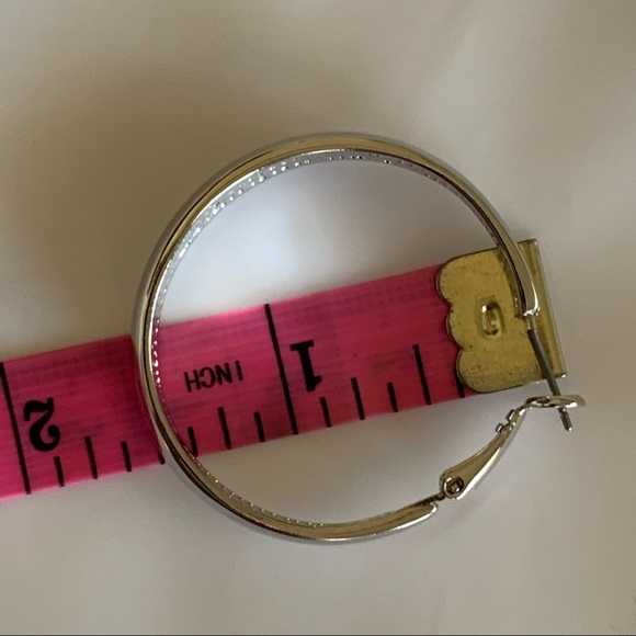 Brand New Silver Mirror Finish Large Hoops - Picture 8 of 10